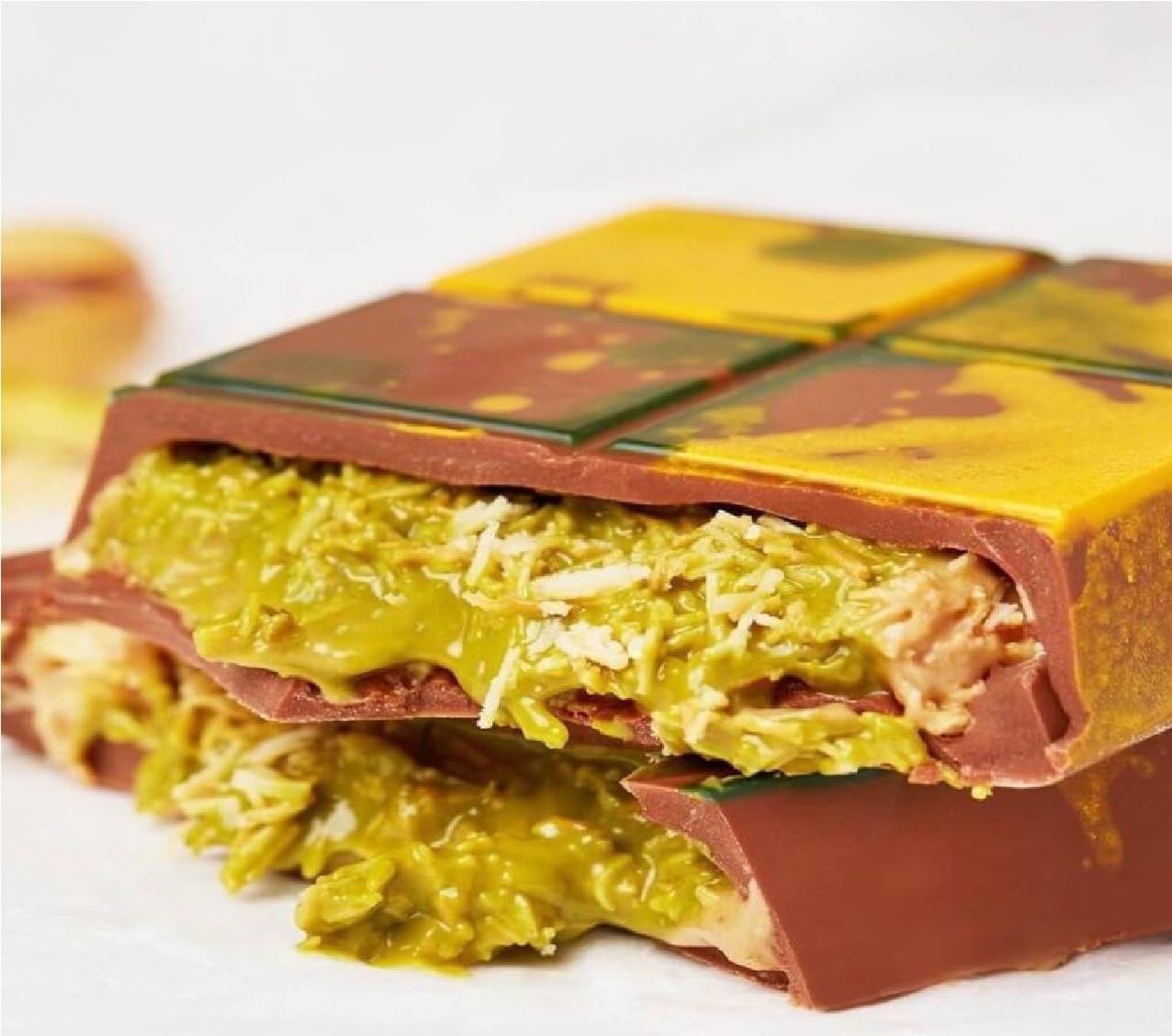 FIX Dessert Chocolatier ピスタチオ クナファ DECADENT FOODS Kunafa Chocolate Original Choc Bar Fix Dessert